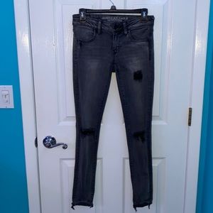 American Eagle Outfitters super low rise jegging; size 2